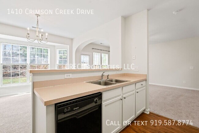 Building Photo - 1410 Crimson Creek Dr