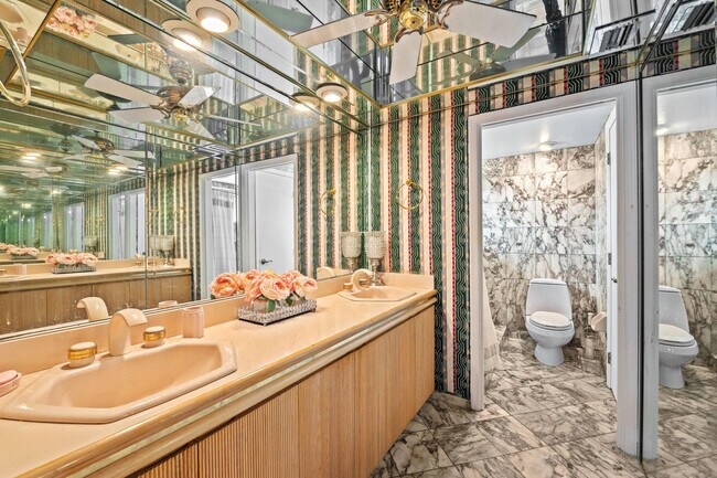 Building Photo - 4620 NE 25th Ave