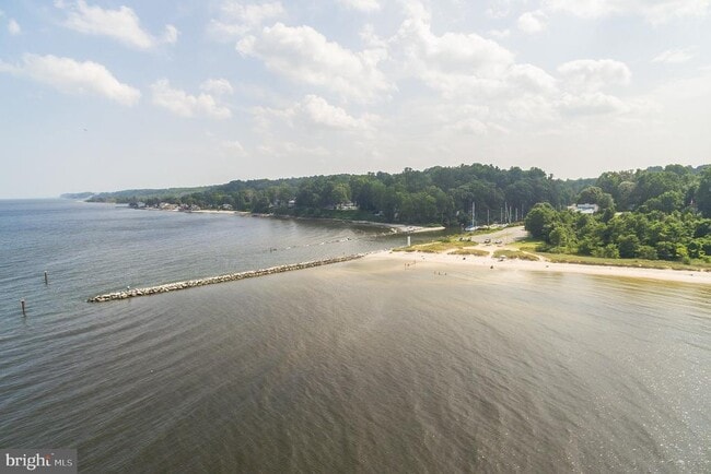 Building Photo - 1594 N Harbor Dr