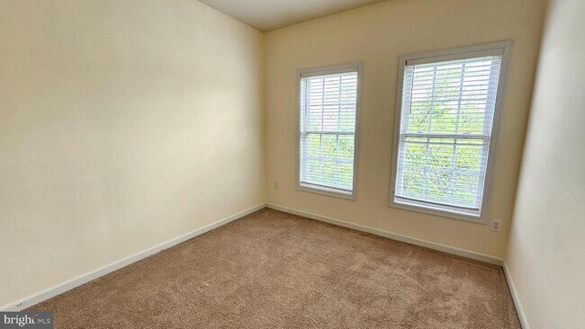 Building Photo - 3504 Tabard Ln