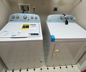 Building Photo - 9852 SW 196th Avenue Rd