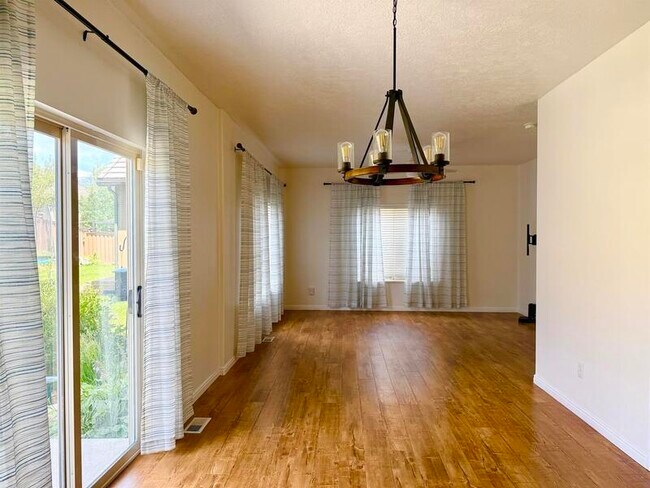 Building Photo - 2007 Fielding Hill Ln