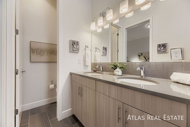 Building Photo - 2227 Eliot St