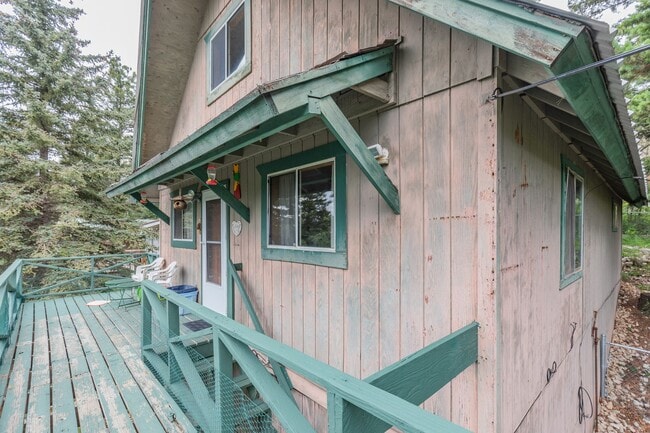 Building Photo - Great Mountain Home - Fully Furnished