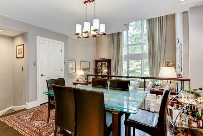 Building Photo - Beautiful Home in the Coveted Gated Community of Hillandale