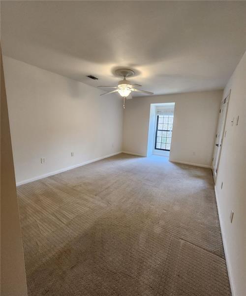 Building Photo - 23311 Plantation Dr NE