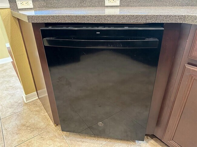 Building Photo - 11801 Castine St