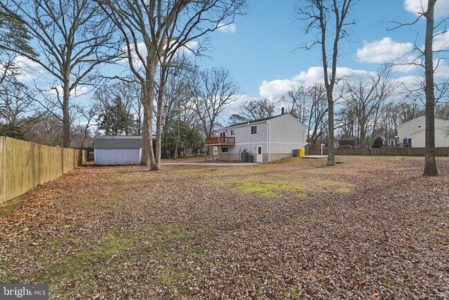 Building Photo - 308 Raussell Pl