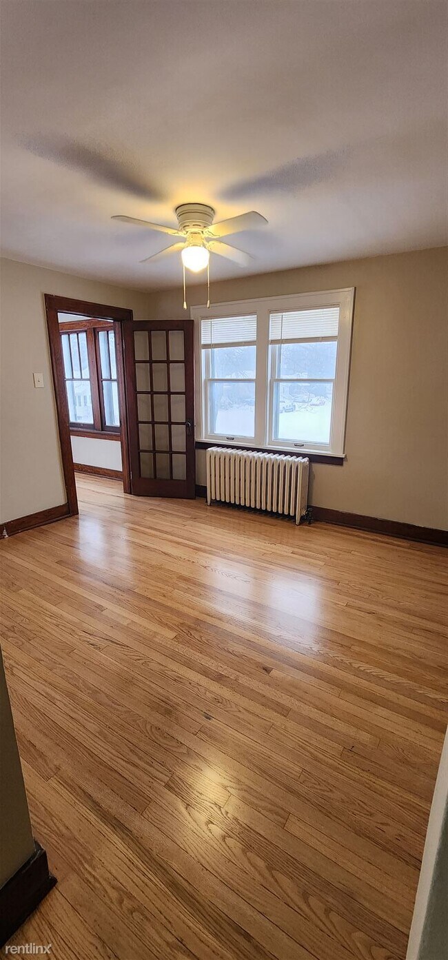 Building Photo - 1 br, 1 bath Triplex - 1001 N 2nd Ave Apt 2