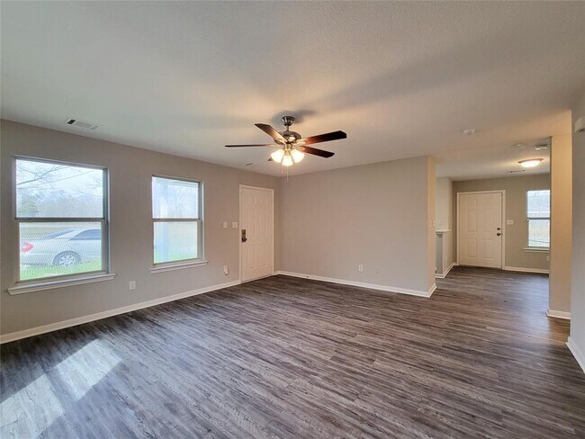 Building Photo - 617 Avenue I