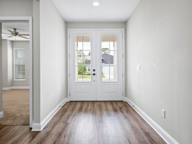 Building Photo - 4 bedroom, 3 bath home in Grand Landings G...