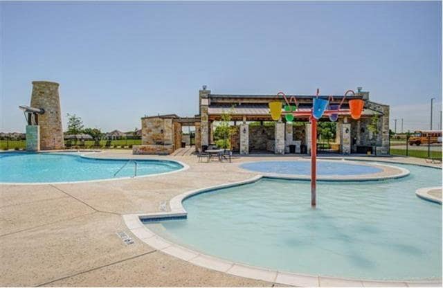 Building Photo - 822 Susan St