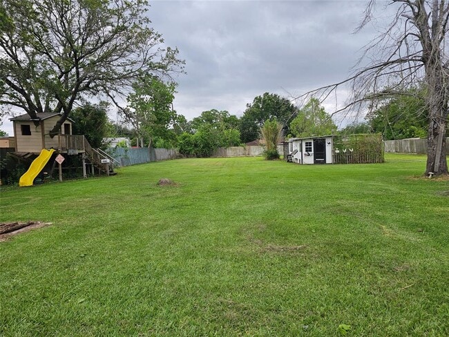 Building Photo - 2509 Randolph Rd