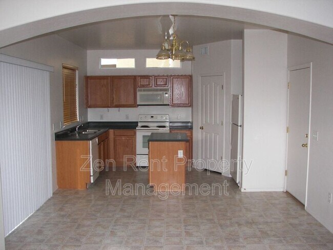 Building Photo - 4171 E Gail Dr