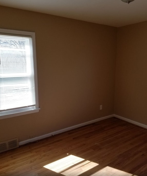 Building Photo - 14646 Trenton Rd