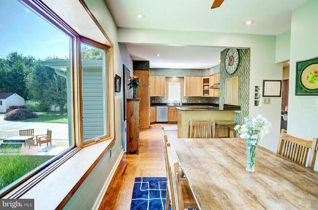 Building Photo - 105 Franklin Rd