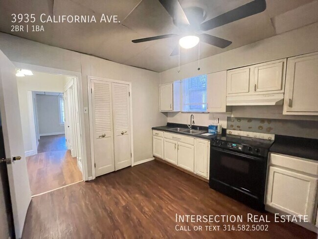 Building Photo - 3935 California Ave