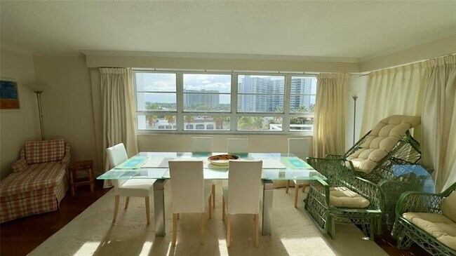 Building Photo - 3430 Galt Ocean Dr