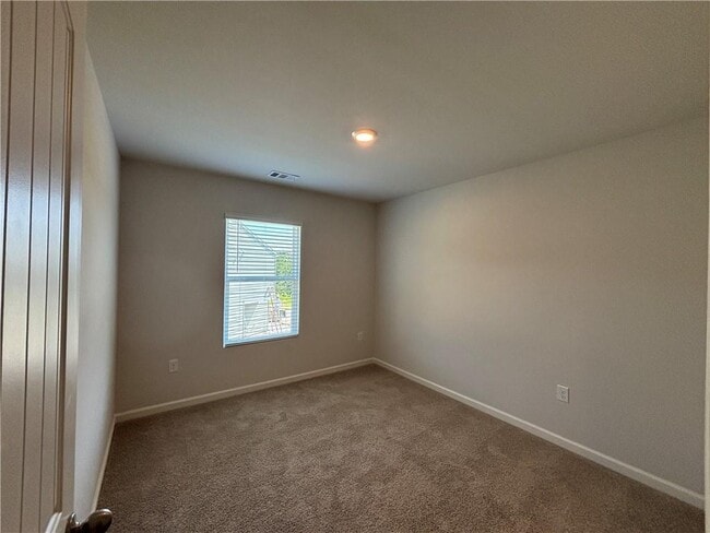 Building Photo - 219 Stoneybrook Dr