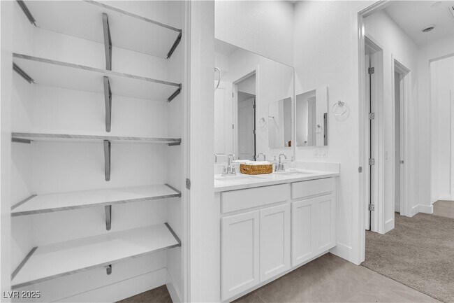 Building Photo - 11049 Concord Vly Dr
