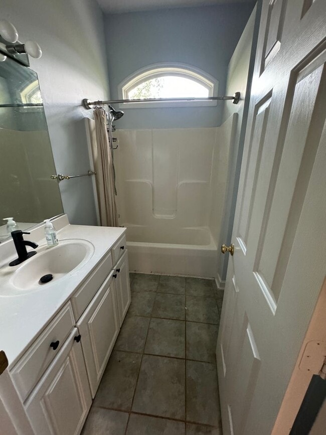 Building Photo - Carolina Lakes!! Close to Marina