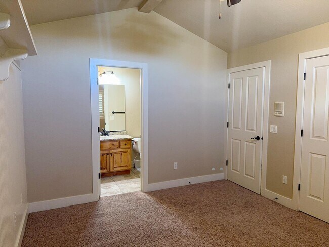 Building Photo - 1724 Ellerbeck Ln