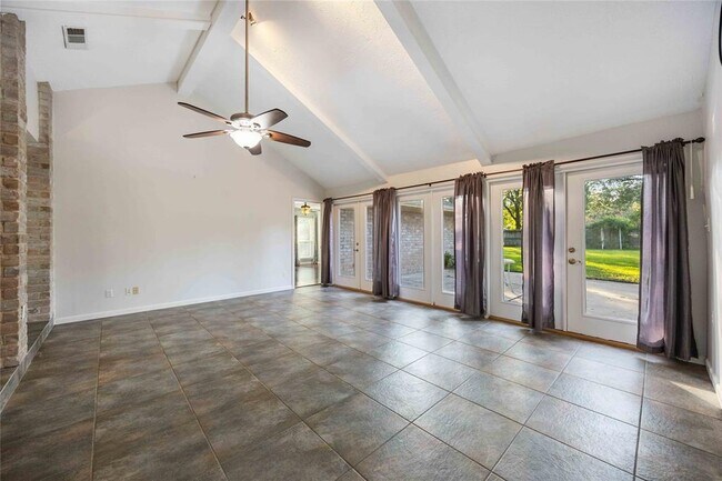 Building Photo - 11506 Wolf Run Ln