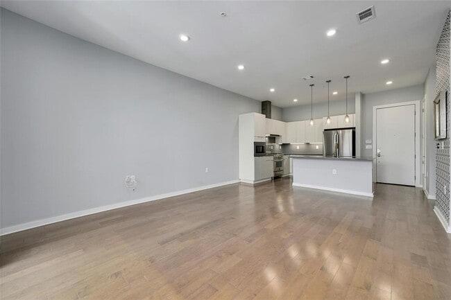 Building Photo - 207 W Johanna St