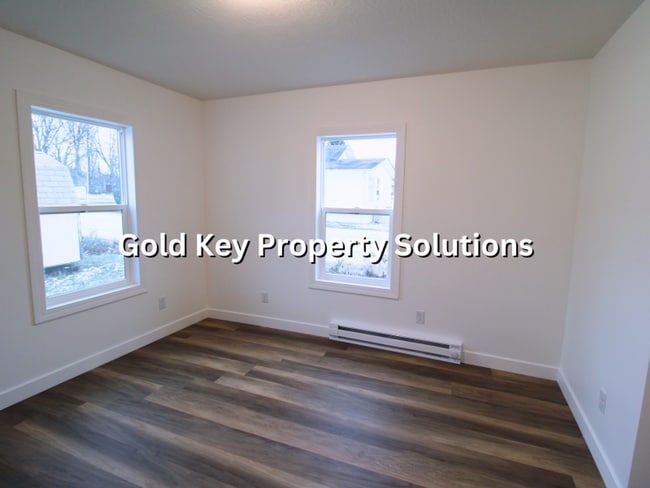 Building Photo - 4105 Main St