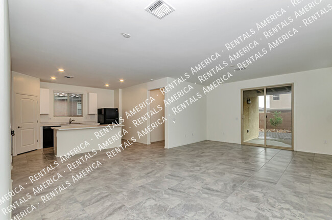 Building Photo - 8821 E Stone Meadow Cir
