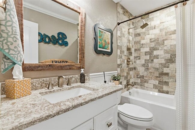 Building Photo - 4751 Coquina Key Dr SE