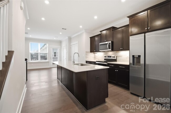 Building Photo - 3011 Citizens Ln