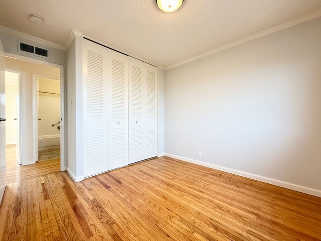 Building Photo - Renovated Single-Family Home in Pacifica!