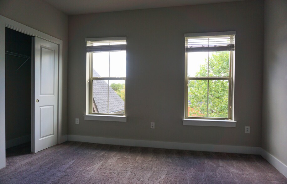 Third floor, master bedroom - 1309 S Quinn St