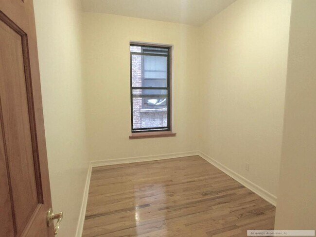 Floorplan - 122 La Salle Street