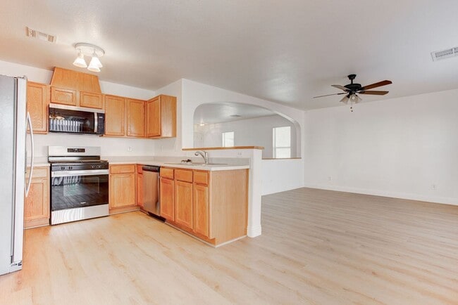Building Photo - 6540 E Slate Springs Ct