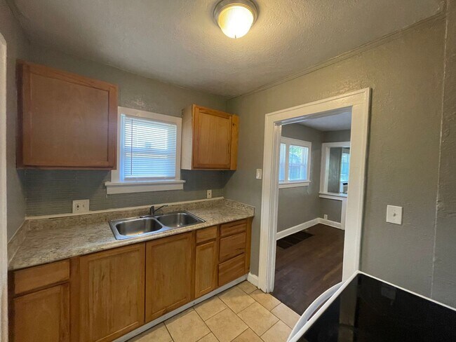 Building Photo - Available Now, 2 Bed 1 Bath Home off 71 HWY