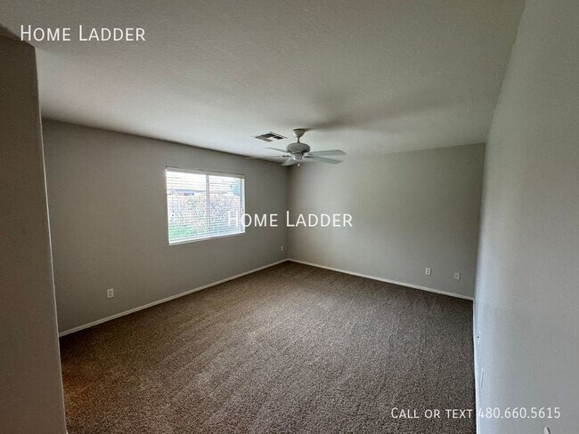 Building Photo - 44871 Gavilan Dr