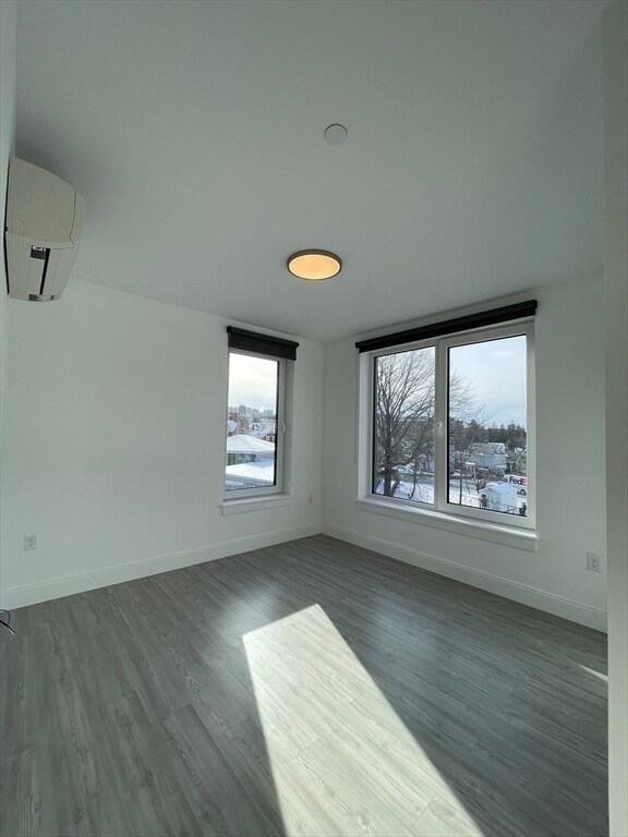 Building Photo - 42 N Beacon St