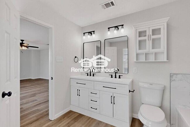 Building Photo - Haslet New Listing Completely Refreshed