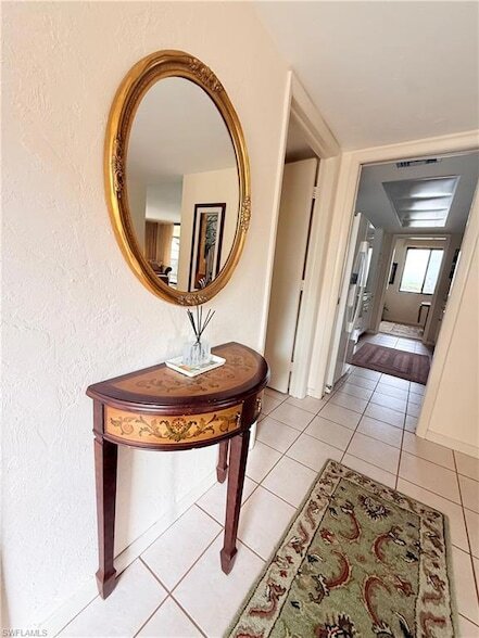 Building Photo - 15 Bluebill Ave