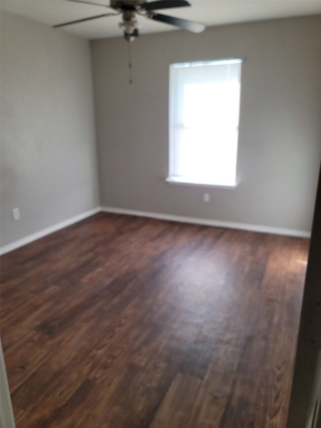 Building Photo - 6014 Drenner Park Ln