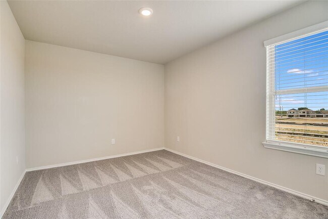 Building Photo - 3370 Rancho Grande