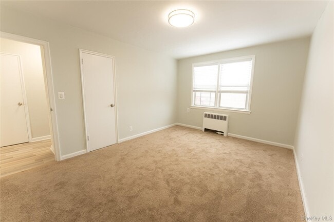 Building Photo - 33 W Grand St