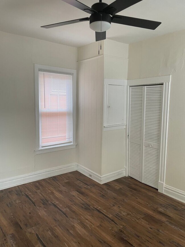 Building Photo - NO DEPOSIT REQUIRED! House for Rent in Southwest City