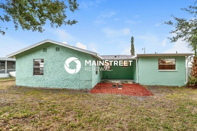 Building Photo - 3 Bedroom Pet-Friendly Home in Port Richey...