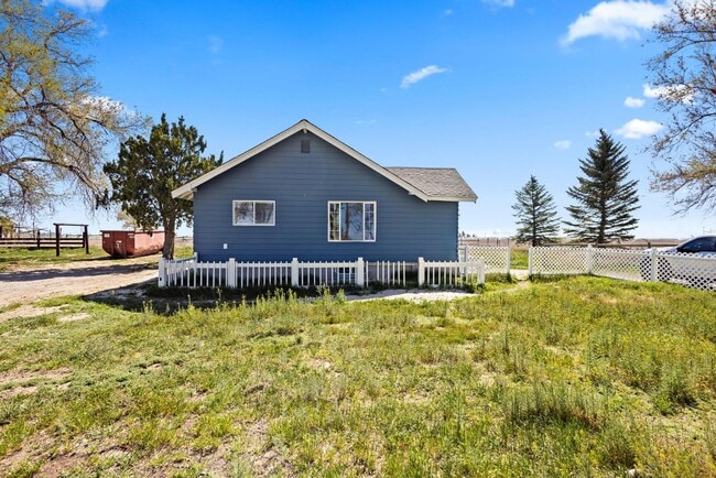Building Photo - 781 S 1800 W