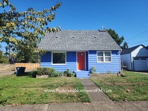 Building Photo - 1059 N 4th St