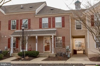 Building Photo - 3919 Captain Molly Cir