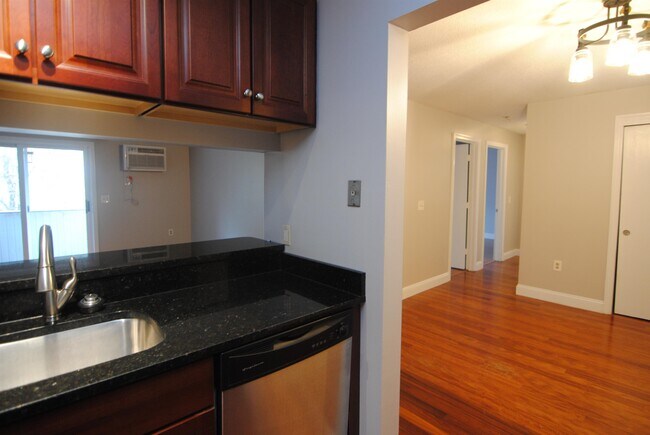 Building Photo - 108 Eastern Ave